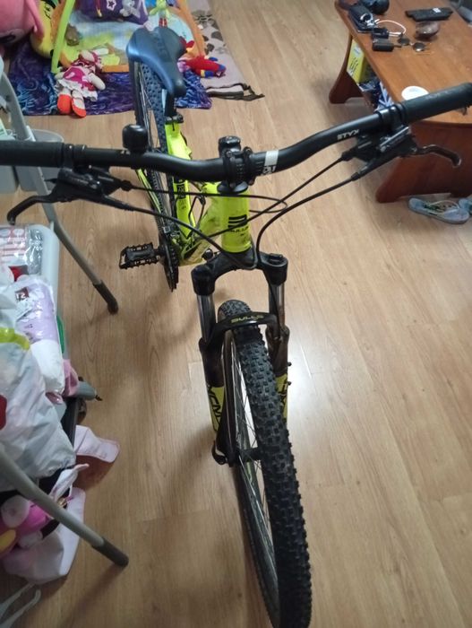 Bicicleta BTT roda 27.5