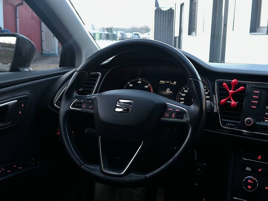 Seat Leon 2014  року, 1.6 дизель, механіка, передній привід, 323т.км