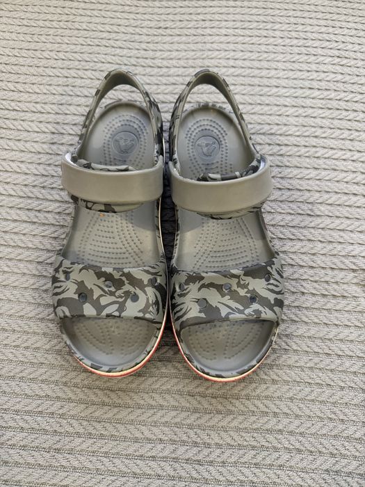Босоніжки Crocs J3