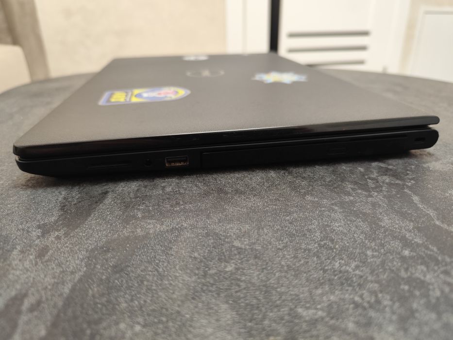 Ноутбук dell inspirion 15-3567