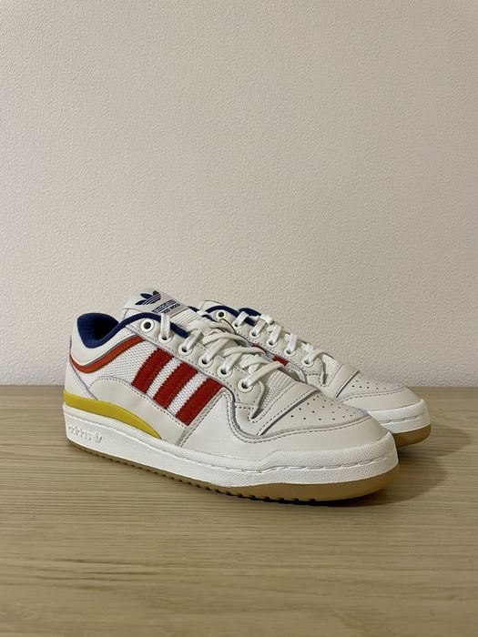 оригінальні кросівки  adidas forum