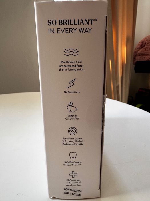 Набор для отбеливания зубов GLO Science So Brilliant