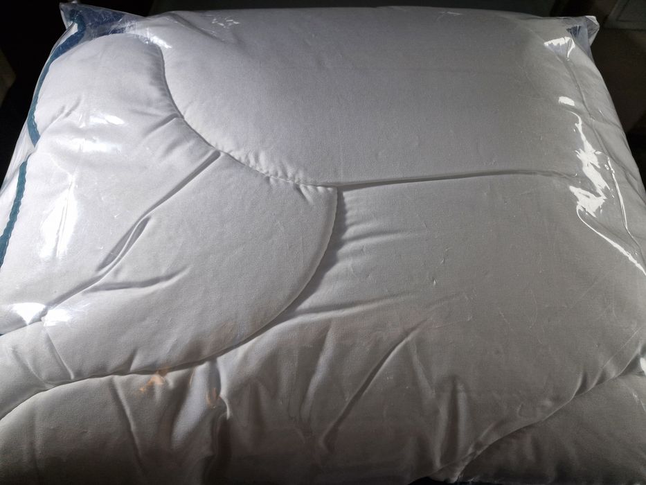 Kołdra Miękka Puszysta Pikowana Całoroczna Aloe Vera 220x200