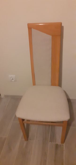 Krzesło tapicerowane 1 sztuka.