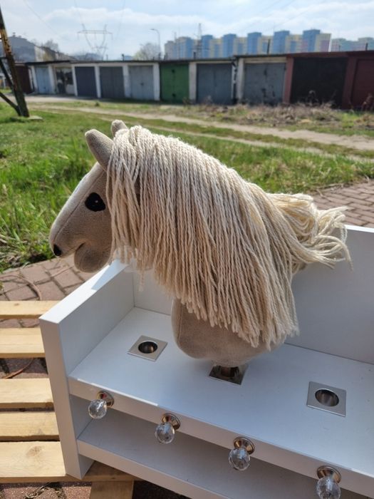 Konik Hobby Horse A3 z wieloma dodatkami.