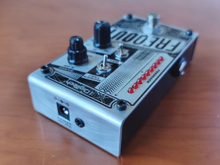 Digitech Freqout