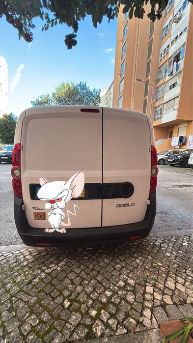 Fiat Doblò 2012 • 1.3 Multijet • 2 Lugares • Pronta a Trabalhar!