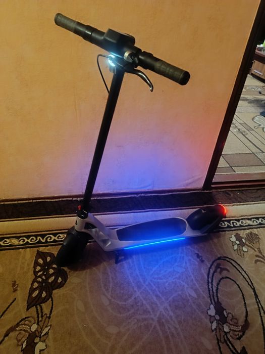 Електросамокат Gelius Effort pro2s silver (GP-ES1000S)