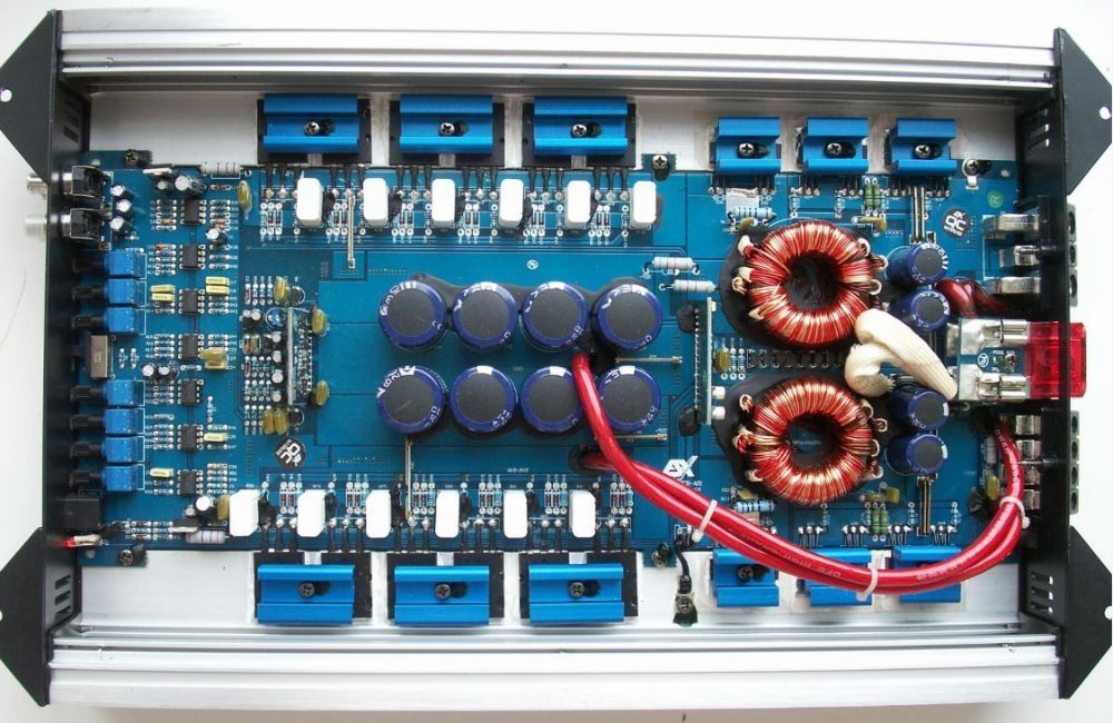 Продам автомобильный усилитель ESX SIGNUM SE-1600