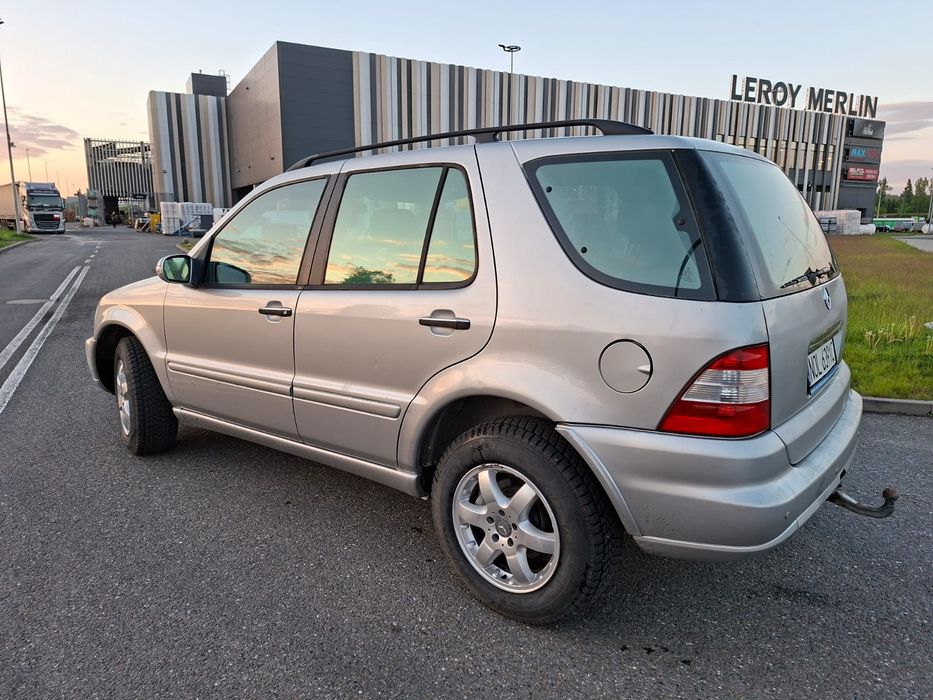Mercedes ML  W163 400CDI 4.0 V8 250km Lift Hak
