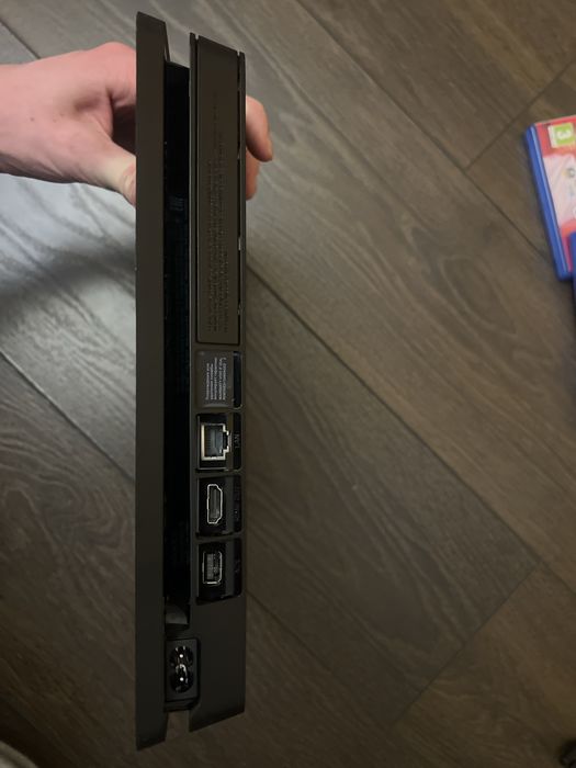 Ps 4 slim 500gb та 3 гри