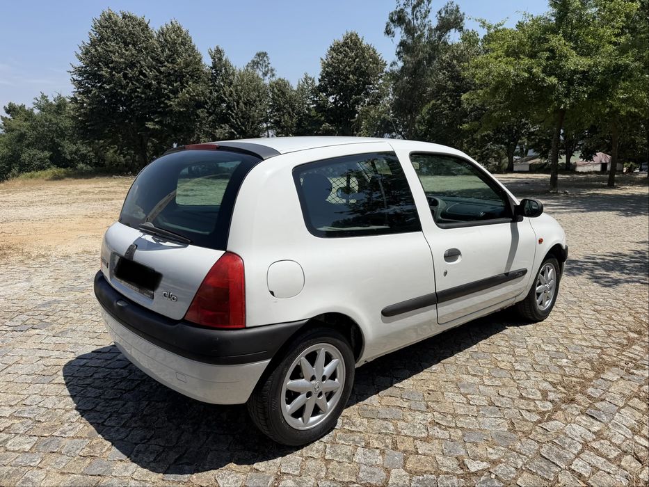 Renault clio 1.9D Comercial