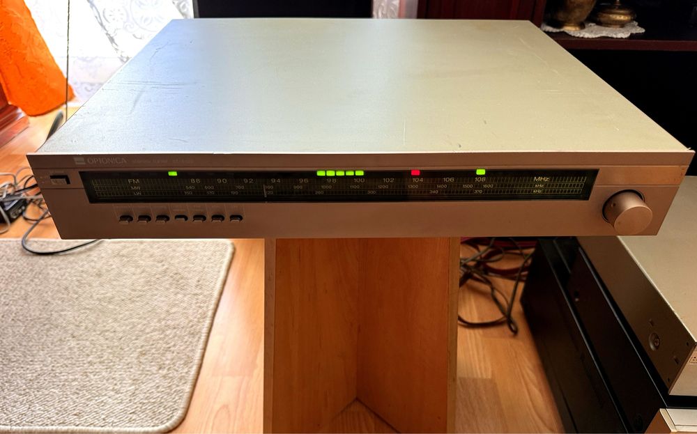 Sharp Optonica ST-5100(HB) – stereo tuner