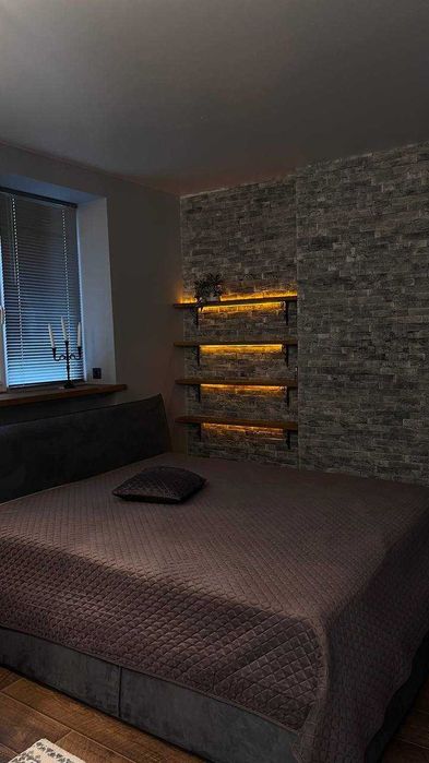 Видовий пентхаус з авторським ремонтом! Центр!