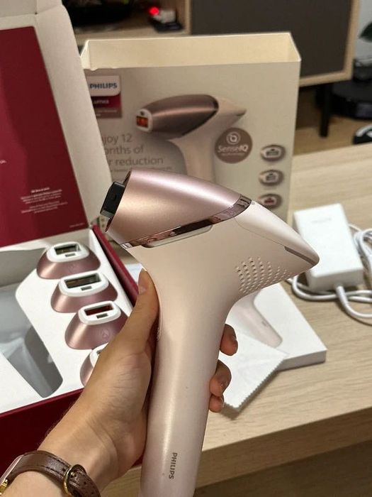 Philips Lumea IPL 9900