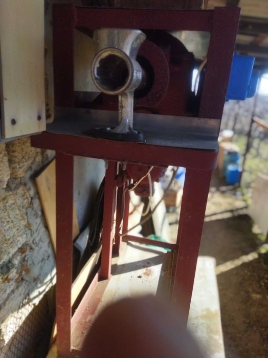 Мясорубка промышленная б/у