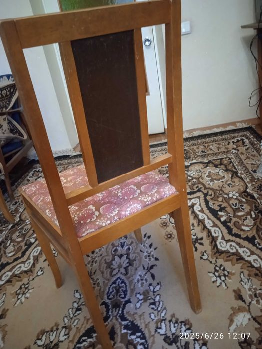 Стулья 8 шт из натурального дерева. Польша. Стулья "ретро" 3 шт.