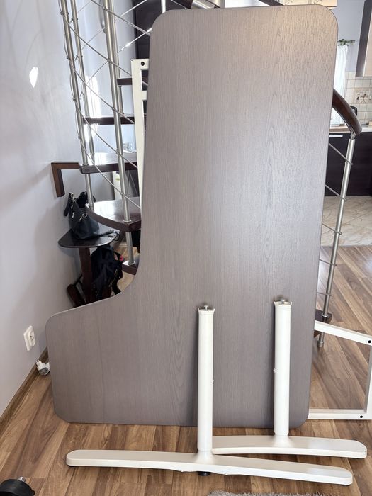 Biurko narożne prawe IKEA Bekant