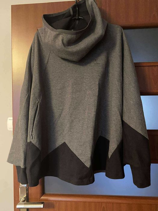 REEBOK nowe markowe poncho z kapturem r. S/M