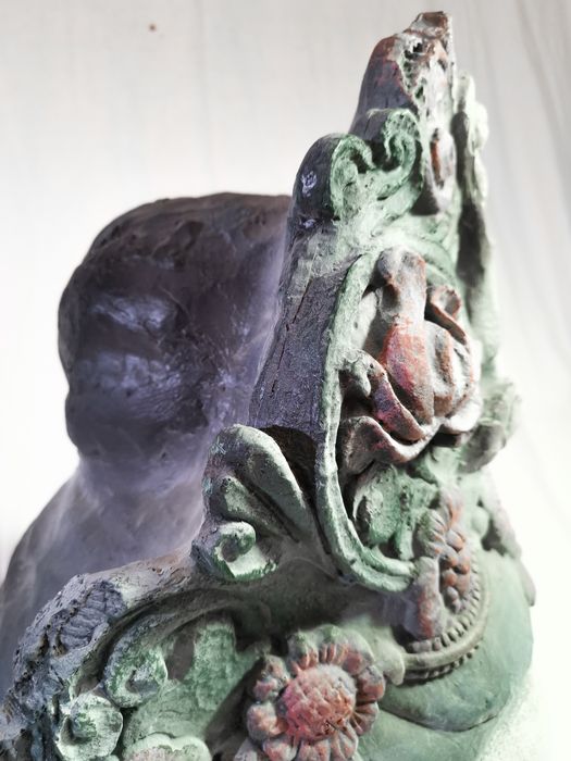 Busto de buda senhora