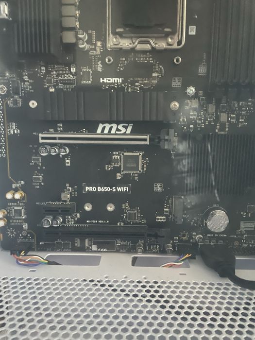 Msi B 650-s wifi