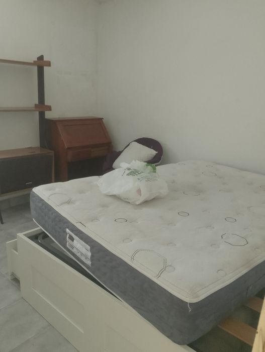 Alugo quarto individual com caução