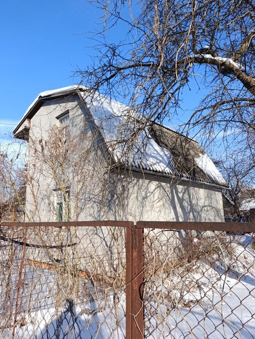 Дача поруч з лісом !