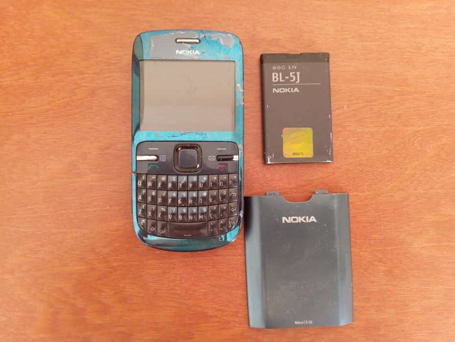 Nokia C3-00 ( telemóvel )