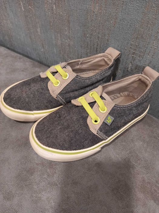 Кеди Reserved , 25 р