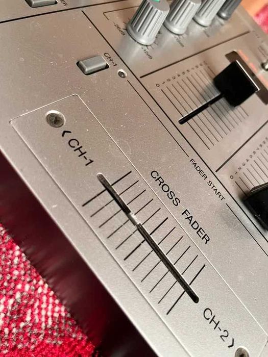 Pioneer DJM-300-S mikser DJ