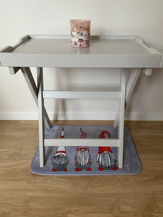 Stolik z tacą szary Ikea Maryd