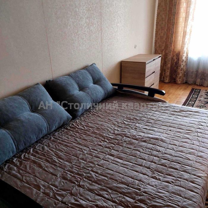 Однокімнатна квартира 41м2 на вул. Липківського, 37А