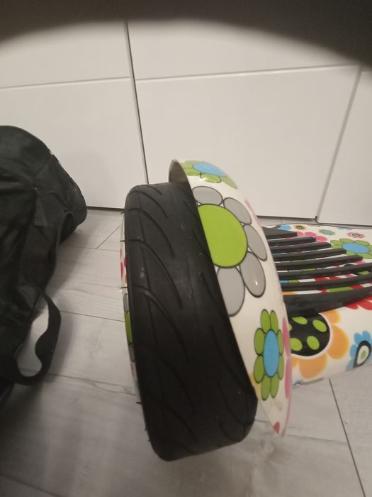 Sprzedam hulajnogę dwukołową elektryczną OIO