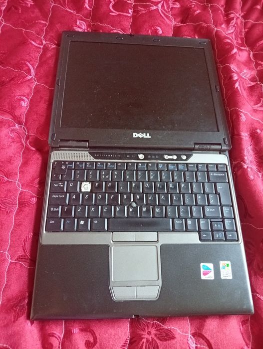 Продаю ноутбук Dell Latitude D610.
