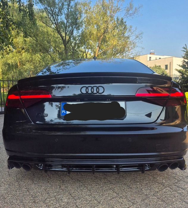 AUDI S8 VOLL prawdziwy BLACK 150k netto faktura vat 23%