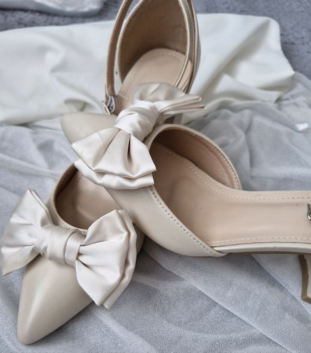 Buty ślubne rozm.40