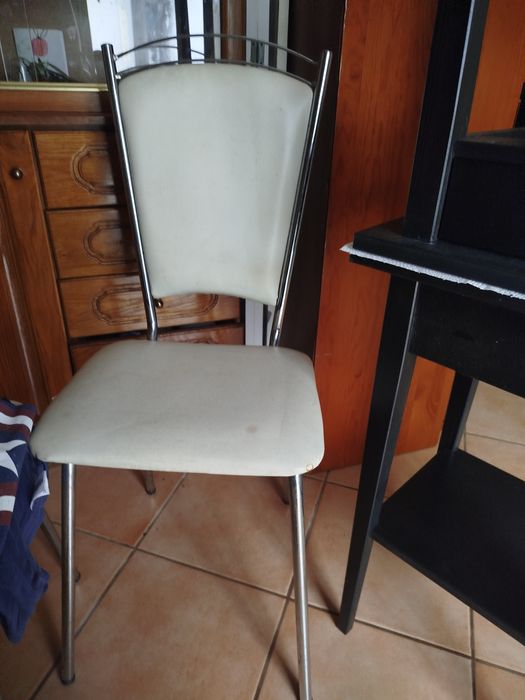 Cómoda + Mesas Cabeceira