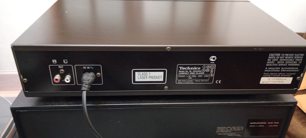 Leitor de CD Technics SL PG580