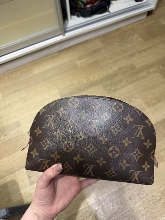 Косметичка Louis Vuitton Pouch MM