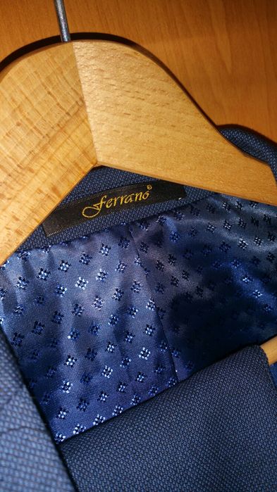 Garnitur slim granatowy