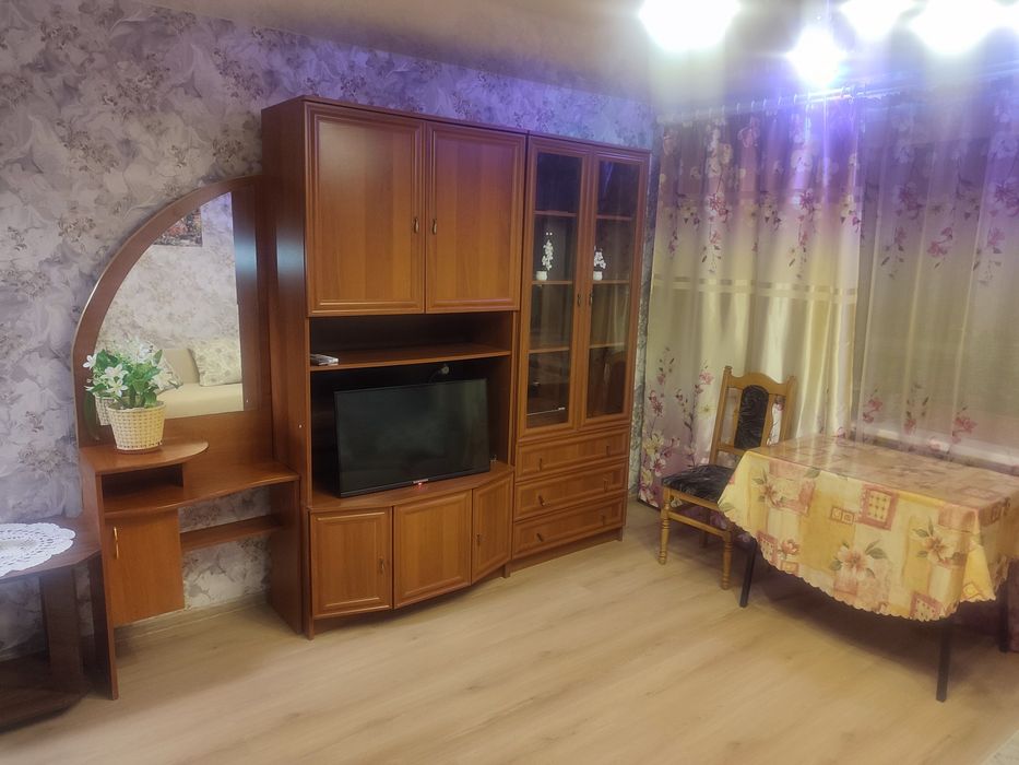 Канів, 1-кімнатна квартира, подобово.2+1.