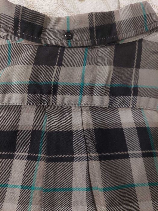 Camisa – Levis – tamanho XL eu