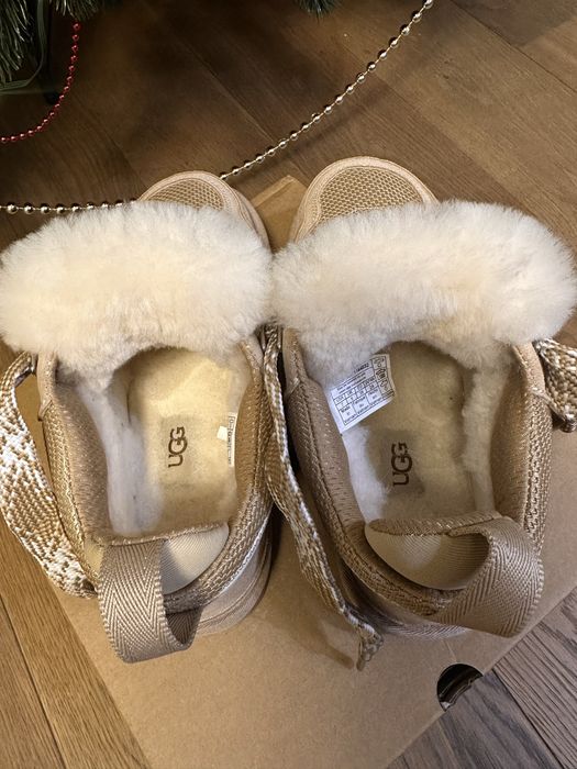 Ugg lowmel нові!