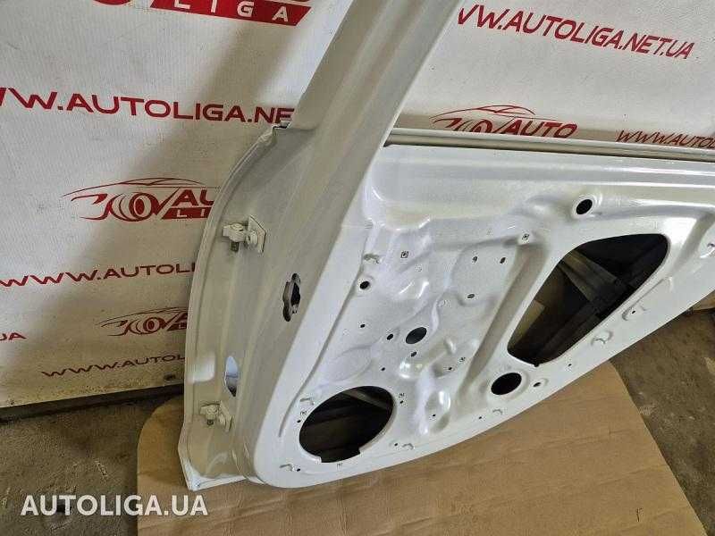 Двері задні праві Audi A4 B9 рест в колір LS9R 8W9833052G в НАЯВНОСТІ