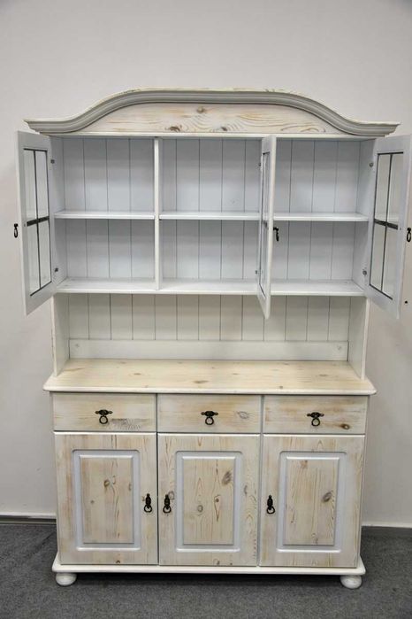 kredens sosnowy - jak nowy