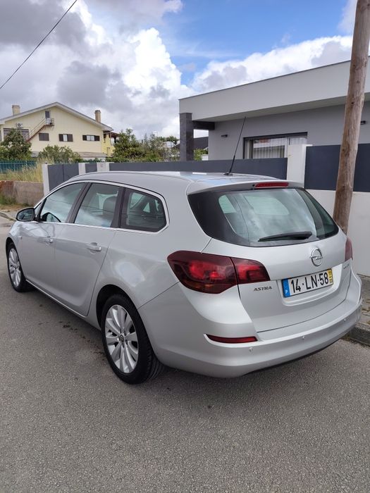 Opel Astra caravan 1.3 CDTI cosmo excelente estado geral