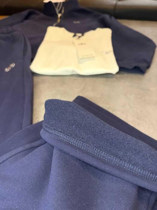 Костюм утеплений Alo Yoga