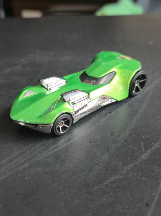Zestaw samochodzików Hot Wheels / Matchbox / modele kolekcjonerskie