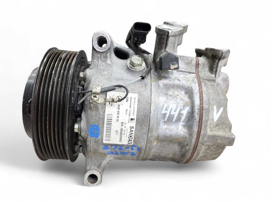 Компрессор кондиционера Mercedes W205 W206 W213 1.5 2.0 EQ Boost