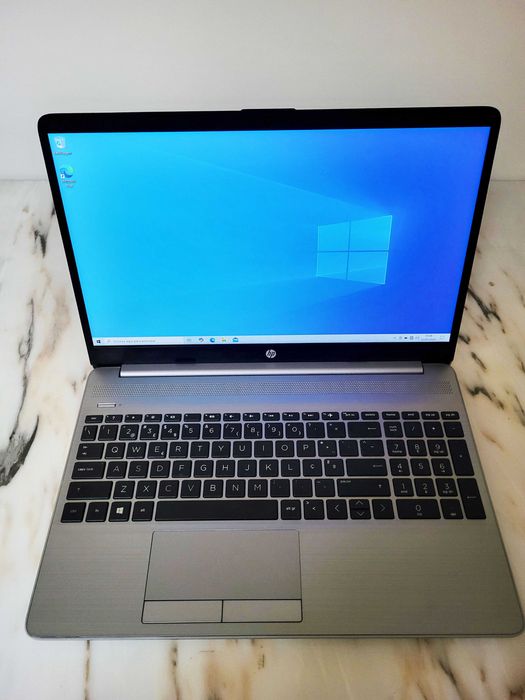Portatil hp 250 g8 i5 1035g1 8gb ram